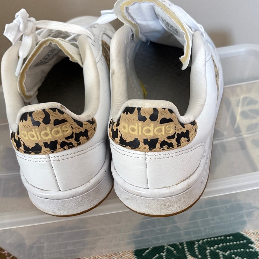 Adidas Cloudfoam White Leather Women’s Sneakers with Animal Print Accents Sz 6.5 - Picture 8 of 14